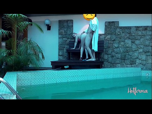 ❤️ Il capo invita la cameriera alla piscina, ma non poteva resistere a un caldo ️❌ Pornoal it.pornogroupp.ru ️❤